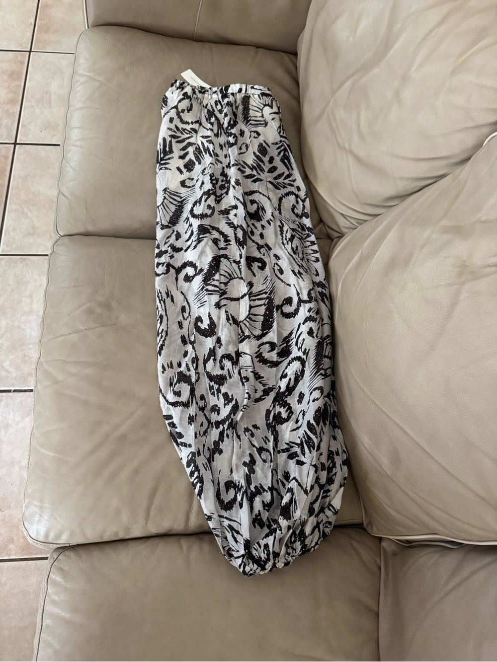 Anthropologie Maude Club Talia Balloon Wide-Leg Pants. Size S. MSRP $115 - Picture 11 of 17